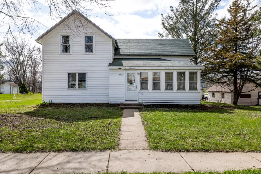 22711 S Main St, Ettrick, WI 54627