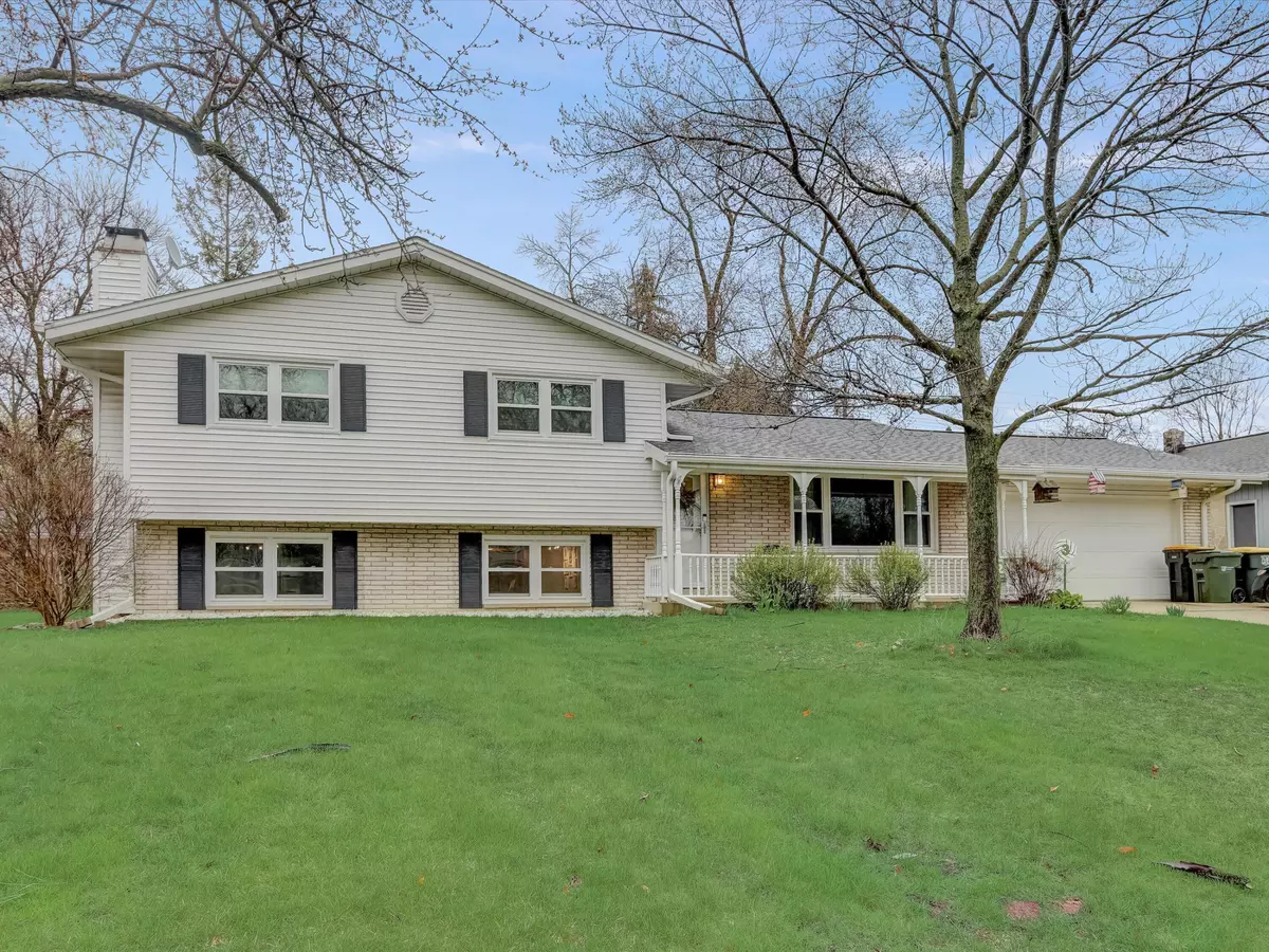 Wauwatosa, WI 53225,4620 N 108th St