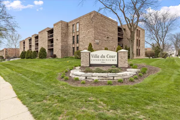 9002 W Lisbon Ave Unit 108, Milwaukee, WI 53222