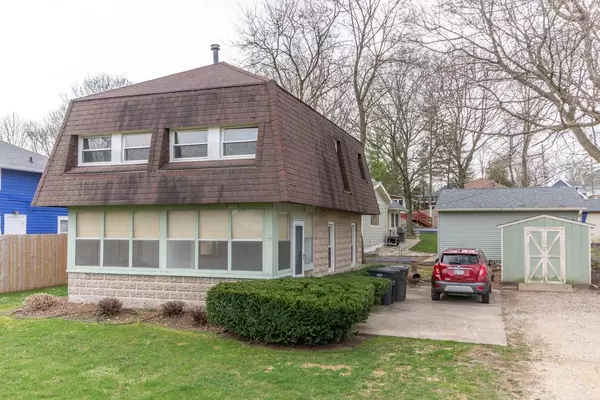 Linn, WI 53147,W3289 Poplar St