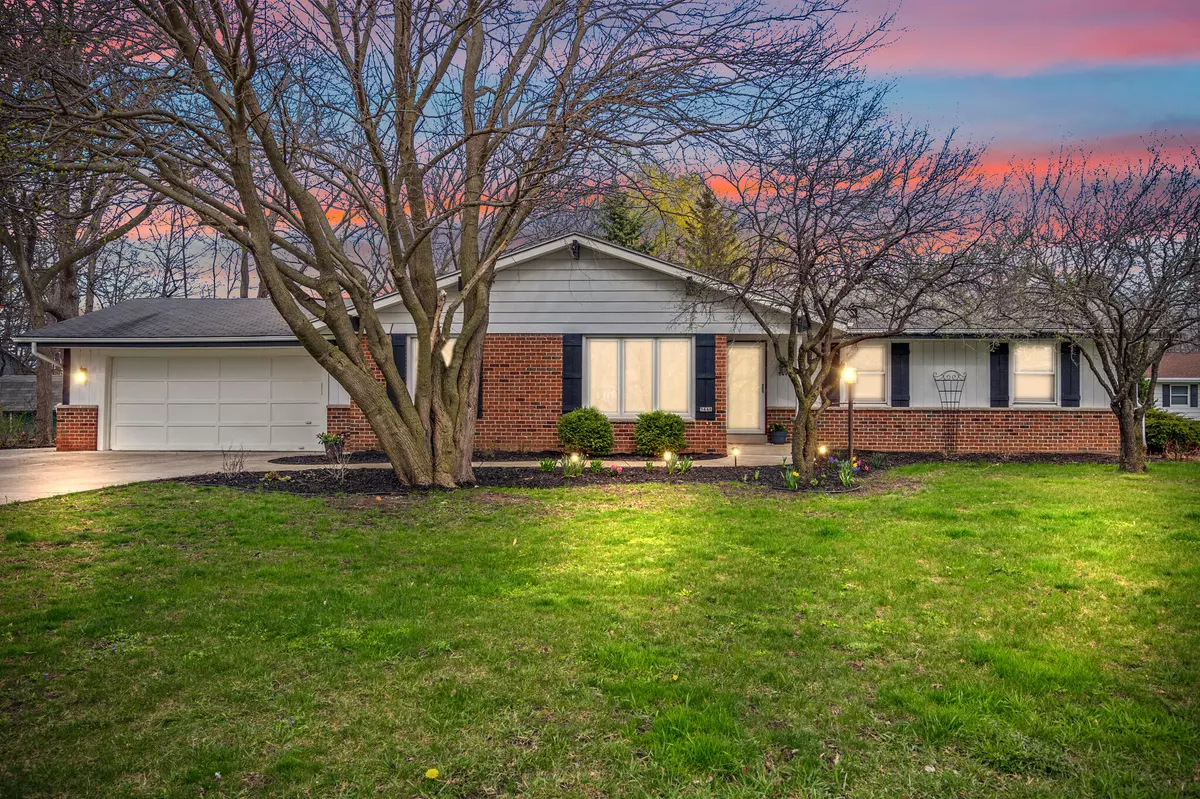 Greenfield, WI 53220,5448 S 48th St