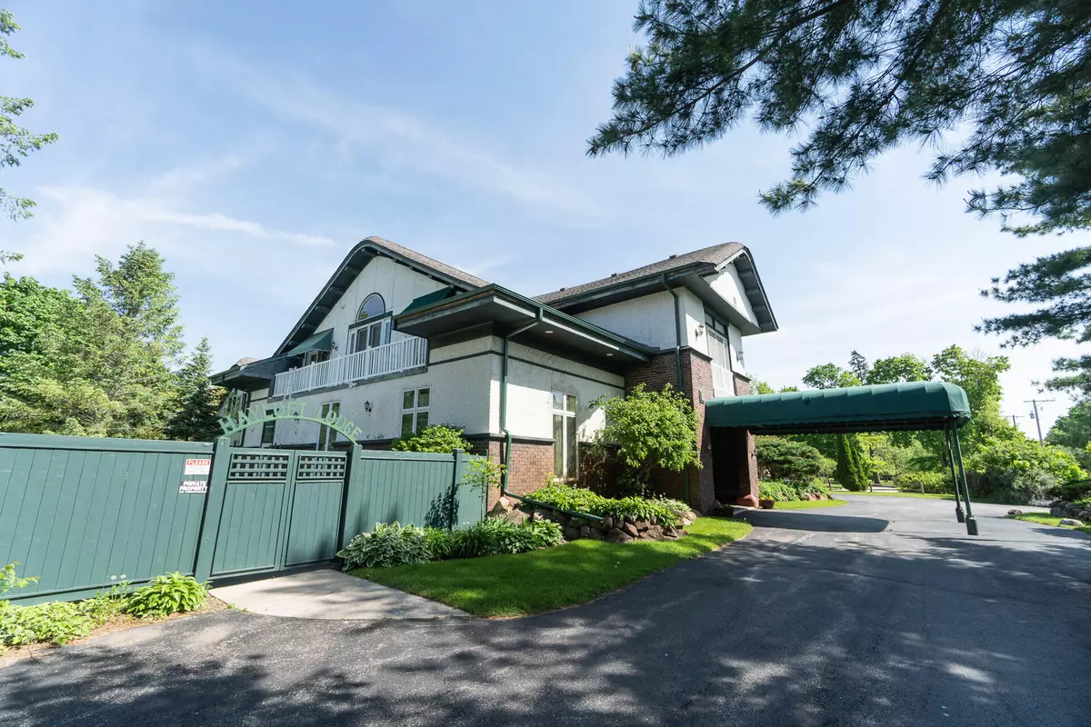 Linn, WI 53147,W3216 S Lakeshore Dr Unit 105