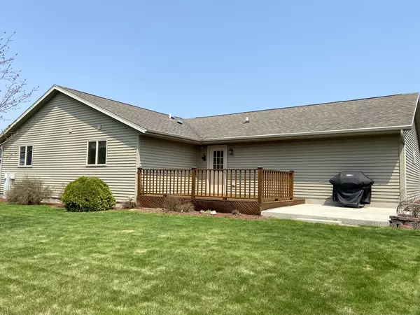 Howards Grove, WI 53083,904 Eisenhower Ct