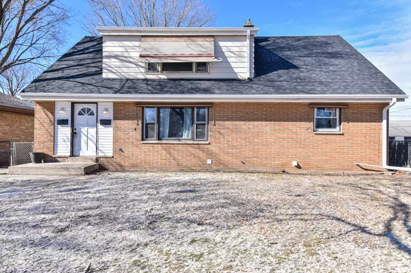 3821 S 51st St, Milwaukee, WI 53220