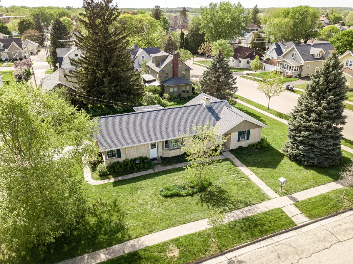Horicon, WI 53032,210 N Cedar St