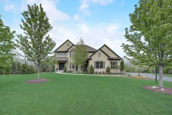 Mequon, WI 53092,11870 N Sandhill Cir