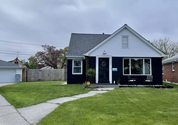 2735 N 63rd St, Milwaukee, WI 53210