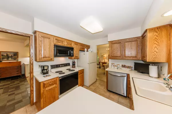 Genesee, WI 53189,W284S3664 Partridge Ct