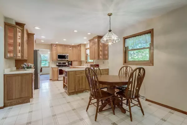 Waukesha, WI 53188,2607 Denton Dr