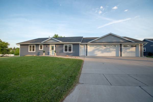 1709 Henry Johns Blvd, Bangor, WI 54614