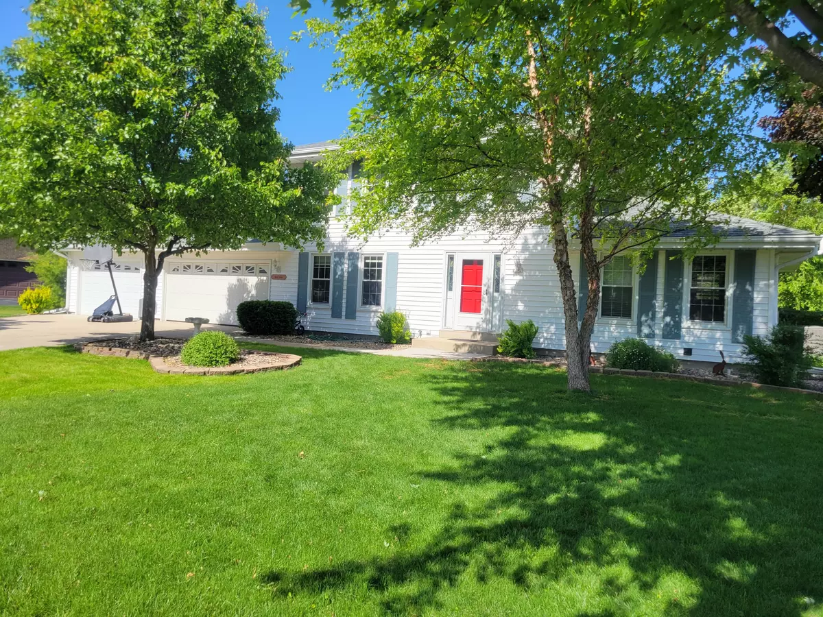 Muskego, WI 53150,W204S10360 Cindy Ct