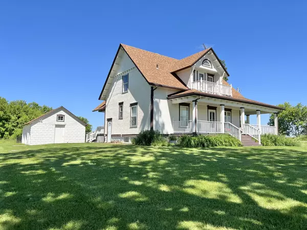 N1691 County Road C, Sharon, WI 53585