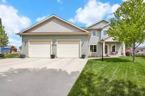 N163W20515 Blossom Ct, Jackson, WI 53037