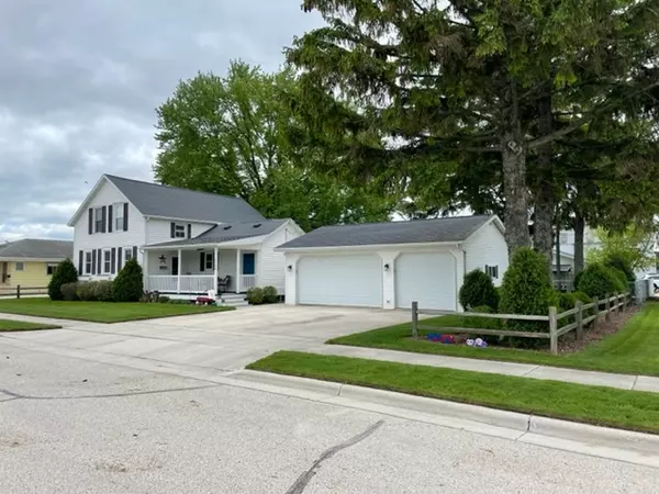 New Holstein, WI 53061,2108 Broadway St