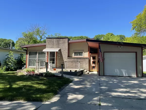 4029 S 57th St, Milwaukee, WI 53220