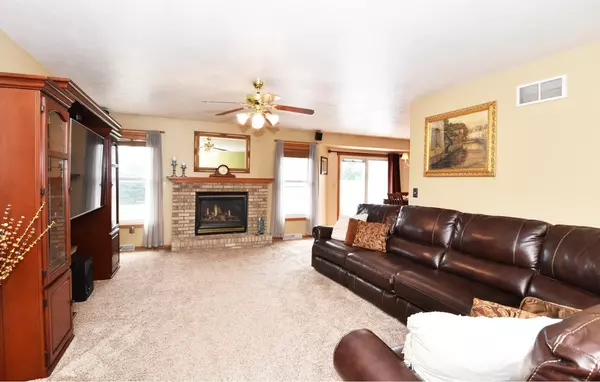 Waukesha, WI 53188,2400 Emslie Dr