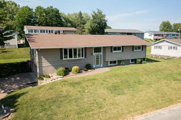 W4938 Mark PL, Shelby, WI 54601