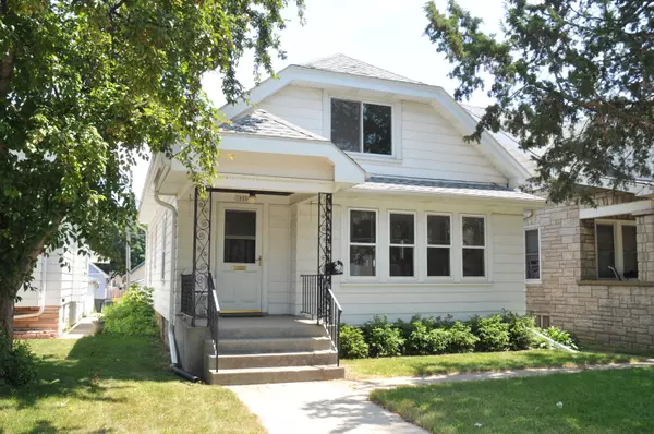 1800 S 70th St, West Allis, WI 53214