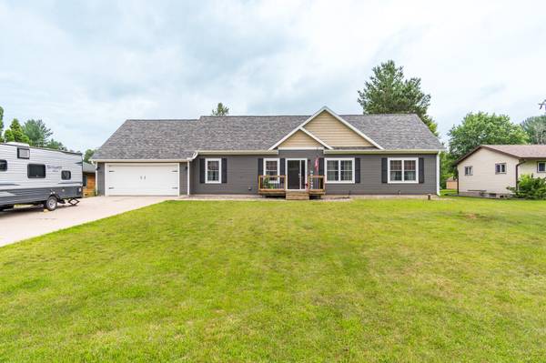 W8112 Beaver RD, Holland, WI 54636