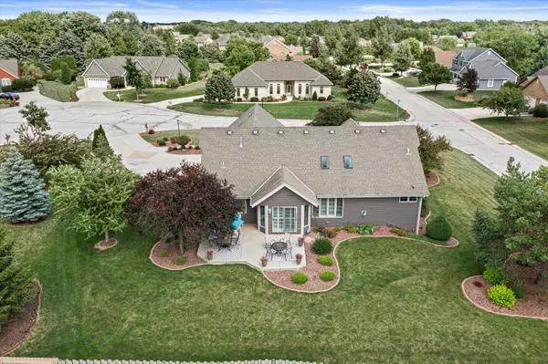 Oak Creek, WI 53154,8747 S Eagle Ct