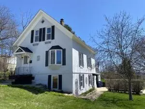 316 S Garfield Ave, Port Washington, WI 53074