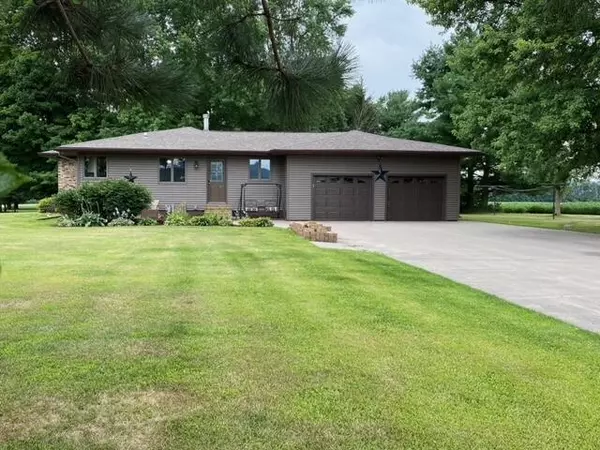 W24525 Westview Ln, Trempealeau, WI 54661