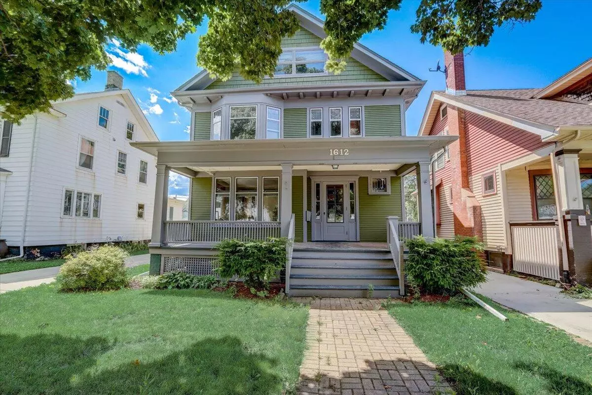 Racine, WI 53403,1612 Park Ave
