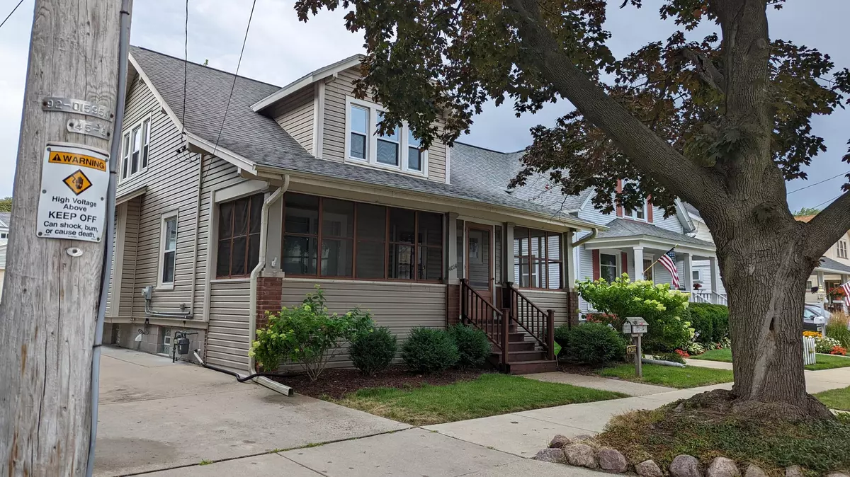 Kenosha, WI 53140,4014 6th Ave