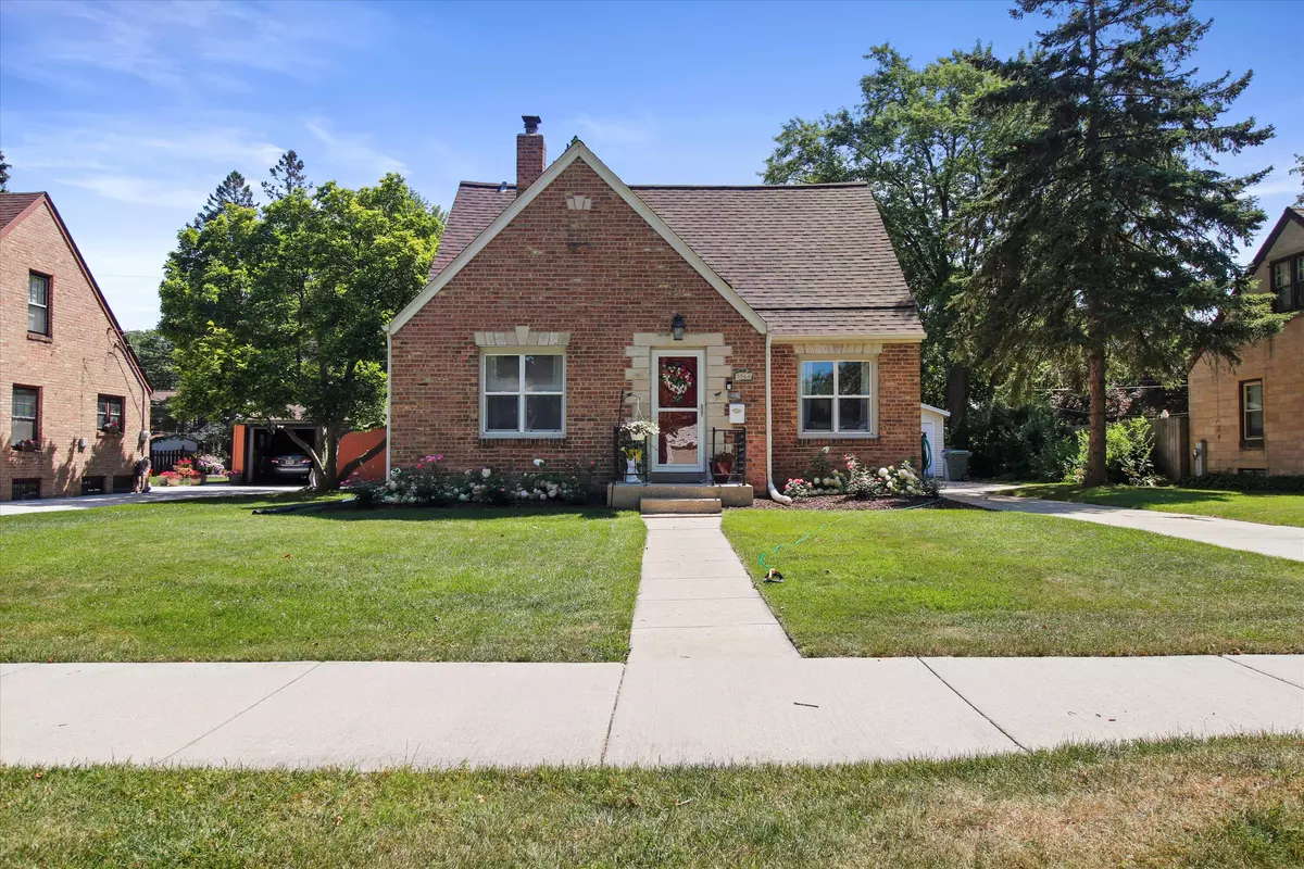 Milwaukee, WI 53220,3568 S 58th St