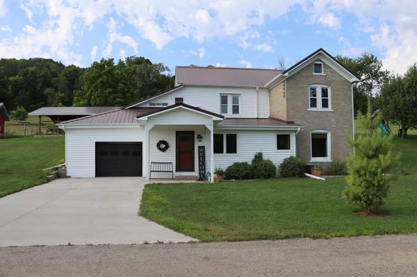 W2940 Russlan Coulee Rd, Barre, WI 54601