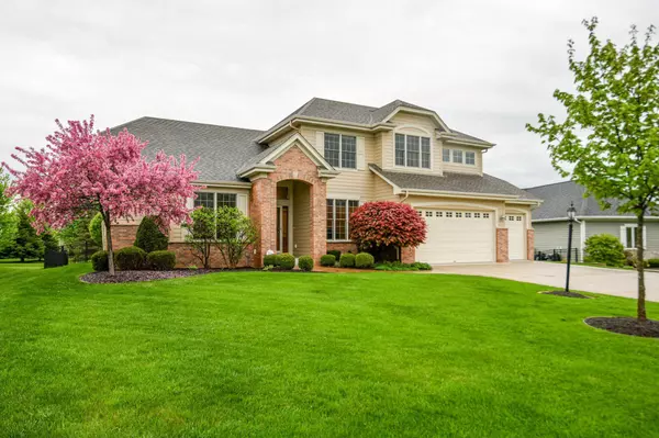 9417 Ashbury Ln, Pleasant Prairie, WI 53158