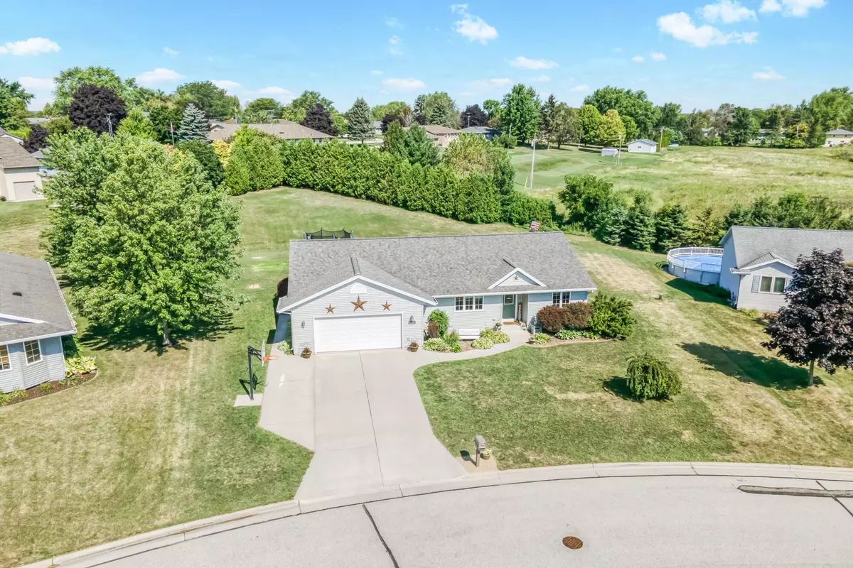 Howards Grove, WI 53083,896 Eisenhower Ct