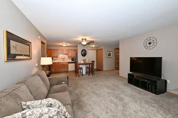 Slinger, WI 53086,140 W Commerce Blvd Unit 209