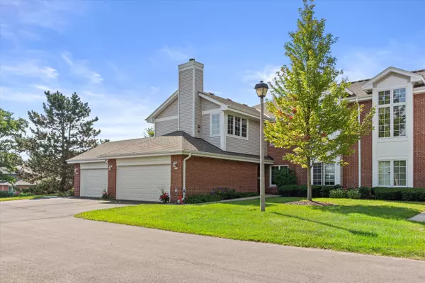 Greendale, WI 53129,8993 Woodbridge Dr