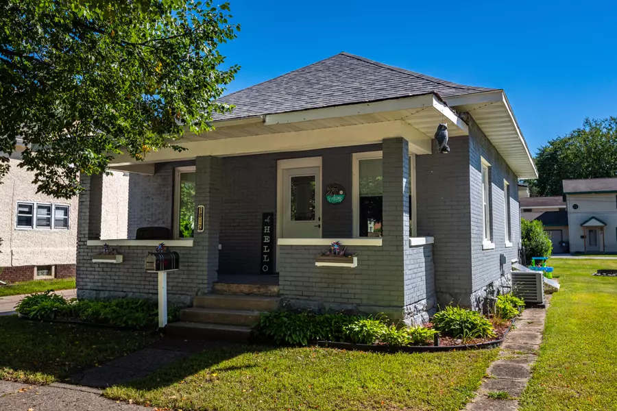 1812 Madison St, La Crosse, WI 54601