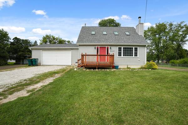 W880 Florence Rd, Bloomfield, WI 53128