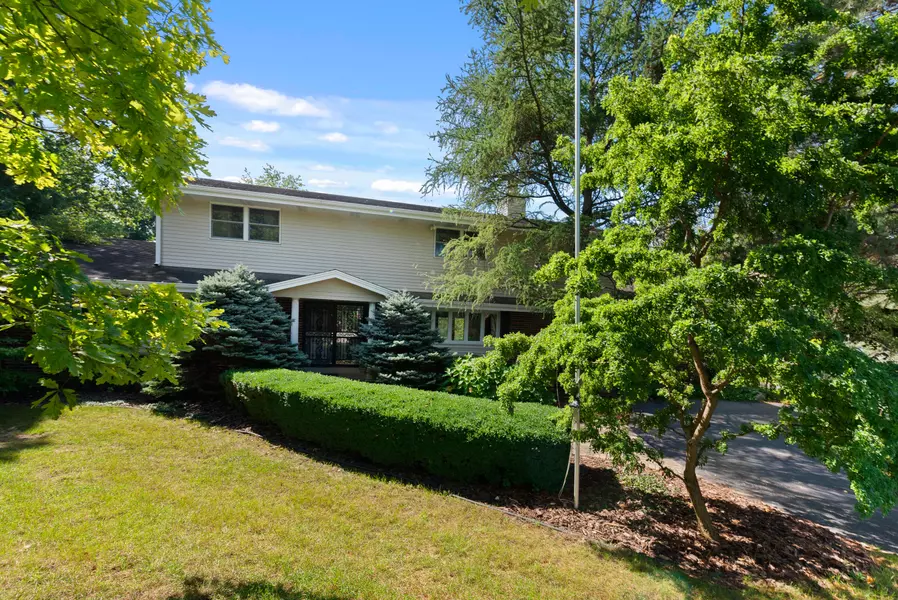 4632 Loch View Rd, Richfield, WI 53033