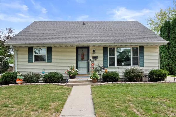 2245 N 27th Pl, Sheboygan, WI 53083