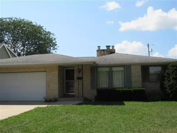 6529 W Dodge Pl, Milwaukee, WI 53220