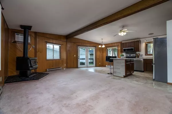 Twin Lakes, WI 53181,1821 Pheasant Ave