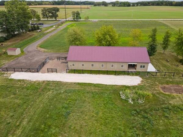 12210 152nd Ave, Bristol, WI 53142