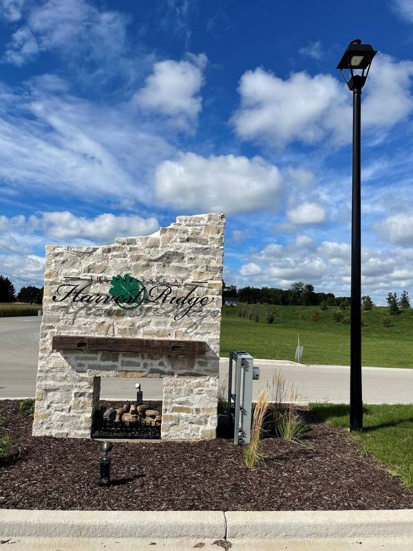 N58W27235 Orchard Hill Dr Unit Lt 42, Lisbon, WI 53089