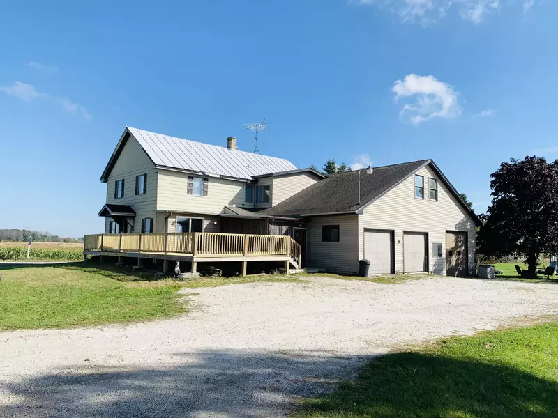 N8097 County Road Y, Mosel, WI 53083