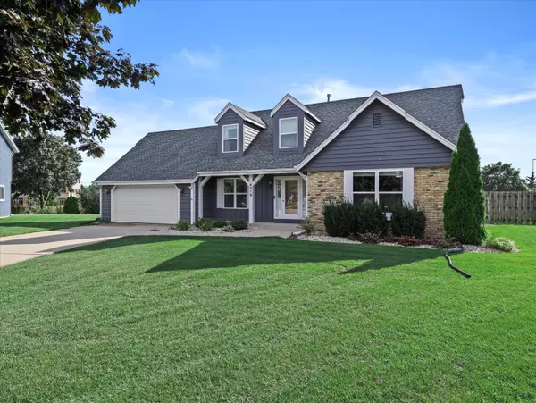 Franklin, WI 53132,4219 W Barnwood Ct