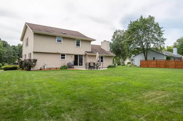 Pewaukee, WI 53186,N24W22516 Beechwood Ln