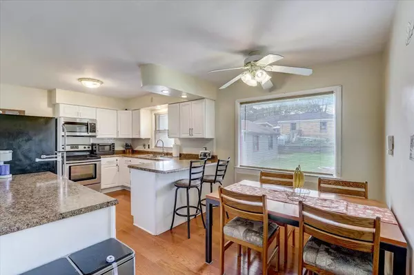 4521 W Howard Ave, Greenfield, WI 53220