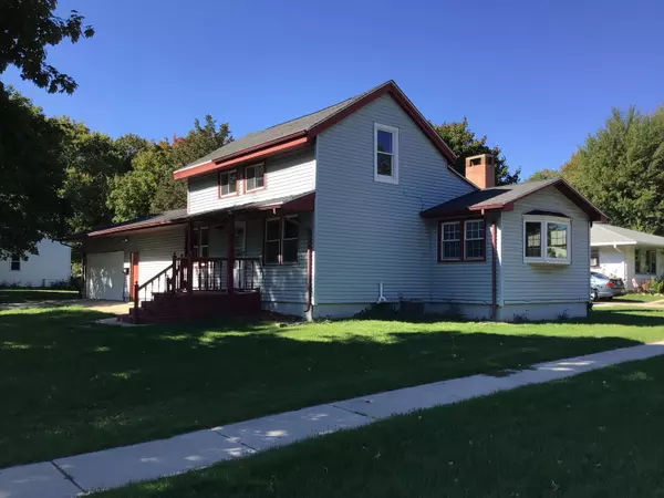 Elkhorn, WI 53121,502 N Lincoln St