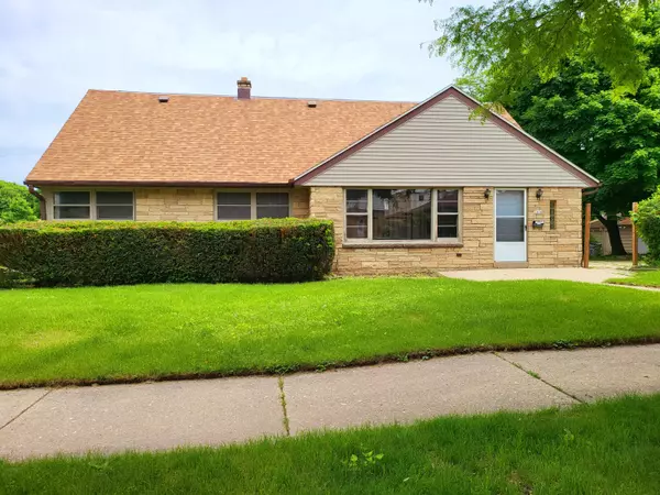 7476 W Beckett Ave, Milwaukee, WI 53216