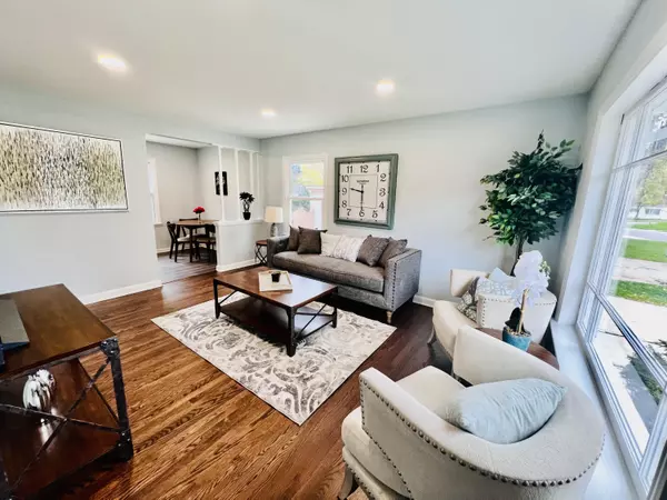 4620 W St Francis Ave, Greenfield, WI 53220