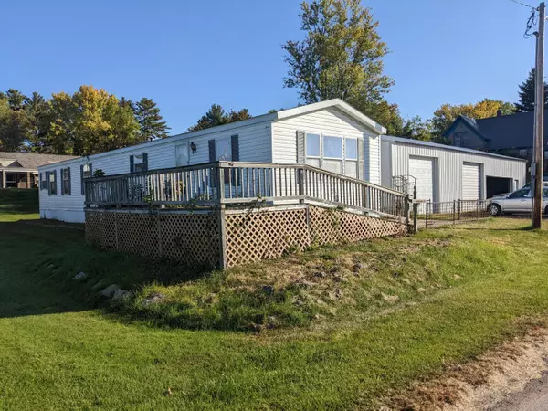 406 W HIGHLAND ST, La Farge, WI 54639